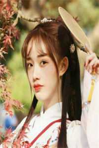 我跟闺蜜被杀后脱离世界回家，亲人们却疯了后续