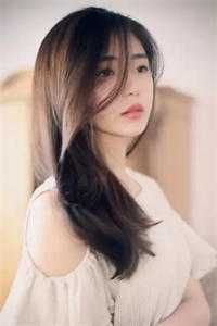 窗中窥伤尘似水异常火爆