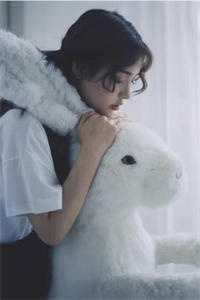 凤格被夺后，未婚夫跪求我别死热门