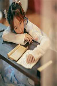 嘶！招惹阴湿疯批病娇后，被囚了小说免费