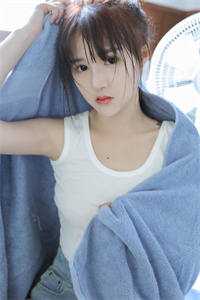 被弹幕剧透后，我娶了全书大反派的小说