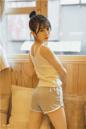 被男同学造谣性缘脑后，首富千金怒了结局