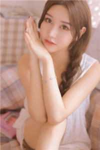 灯花落尽檐外月全篇