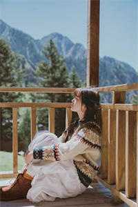 爱意坠星河的小说