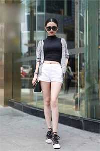 室友被全校第一丑女追求后，甩锅给我必读文