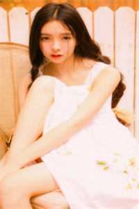 他的爱，像刀刺痛我的心热门