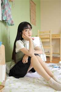 我摘星辰缀她衣最新