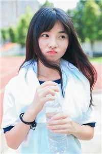 穿越七零，帮姐撩军官他却盯上我白芍张宴平无删减全文