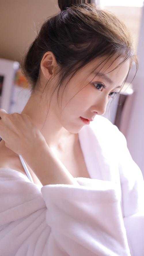 离亭饮罢，一别两宽完整