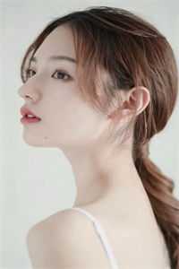 被假千金换婚？冷情军官喊她宝宝完本