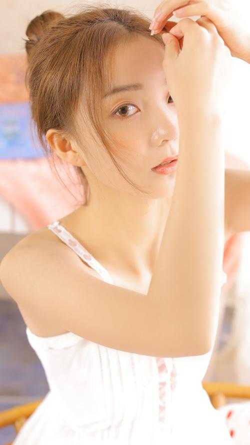 苗疆少年强制爱后，她插翅难飞免费