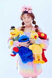 山与海遥遥望去靳时朝颜听全文免费