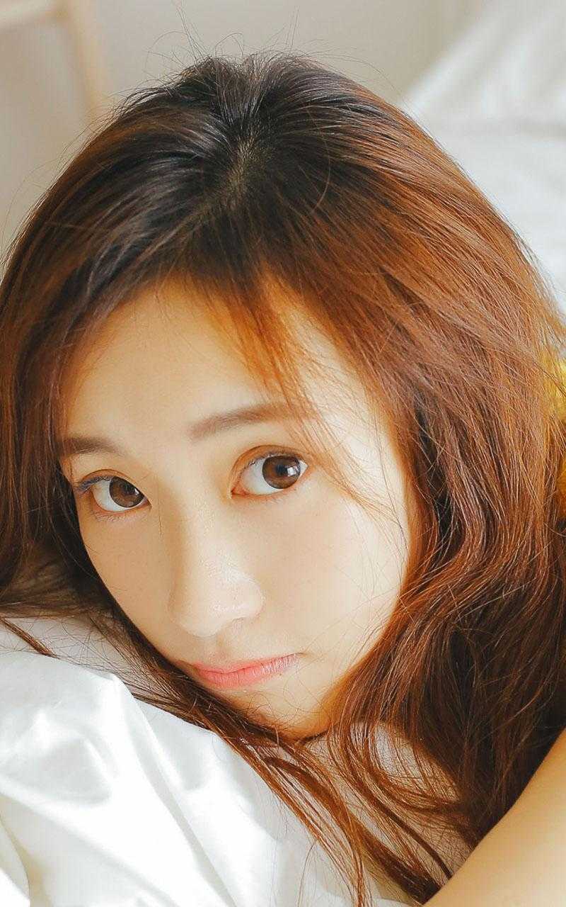 秘密回家想给老婆惊喜，结果发现屋里有了别的男人完整作品