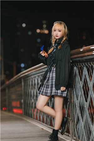 撩弯顶级暴徒，女扮男装的我慌了免费看