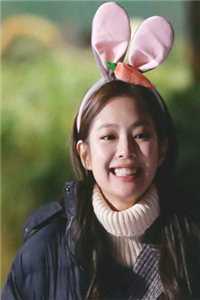 她的爱，像刀刺伤我的心最新章节