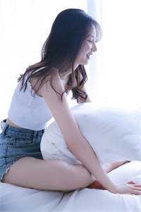 逃出囚笼归来，她将世子踢下神坛柳月娥苏微雨前文+后续