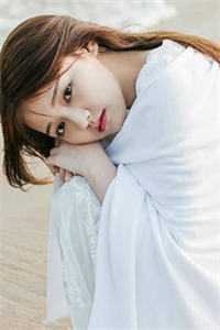 被弹幕剧透后，我娶了全书大反派抖音