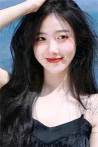 逃出囚笼归来，她将世子踢下神坛全文阅读最新